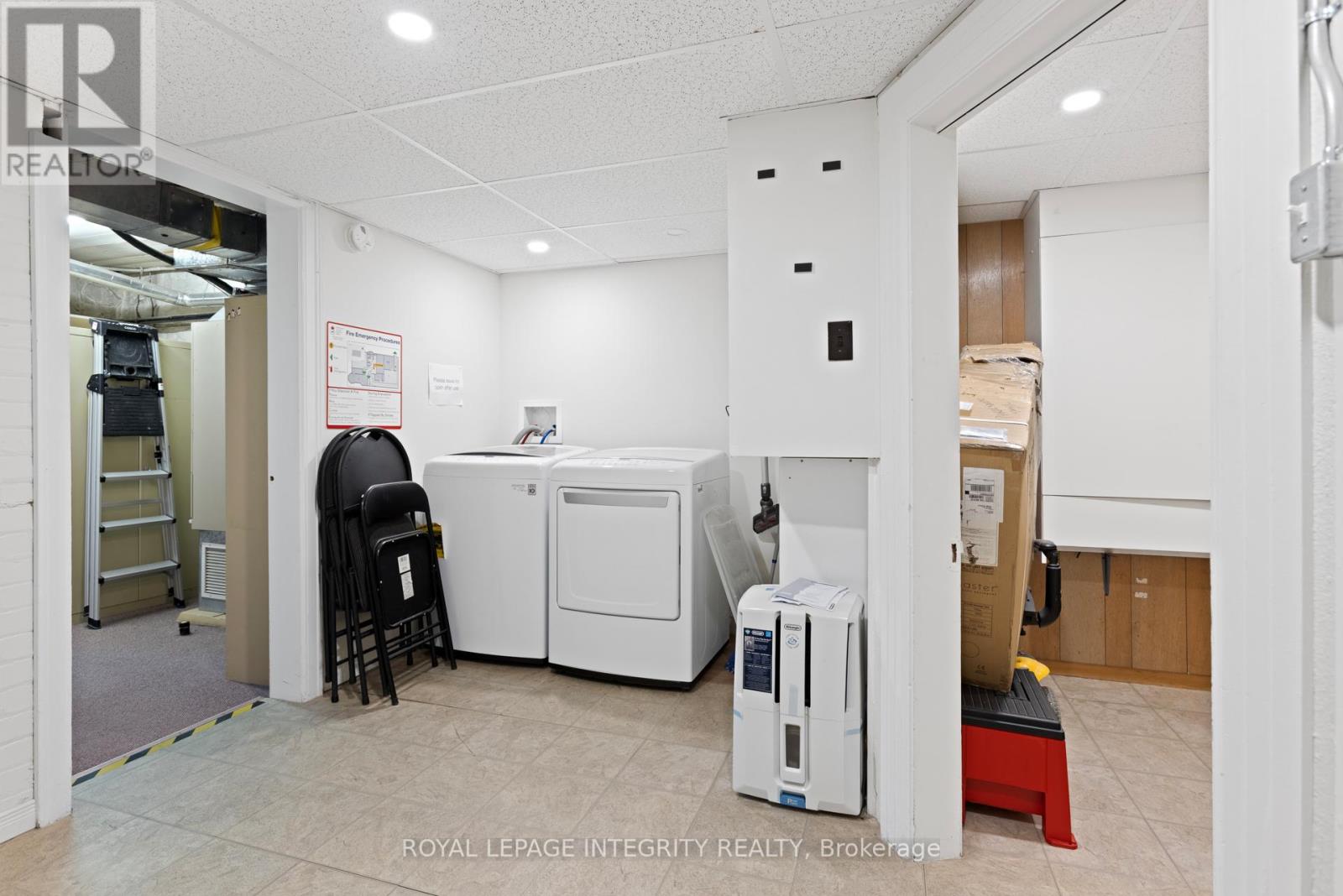 307 Gilmour Street, Ottawa, Ontario K2P 0P7 - Photo 37 - X12520114