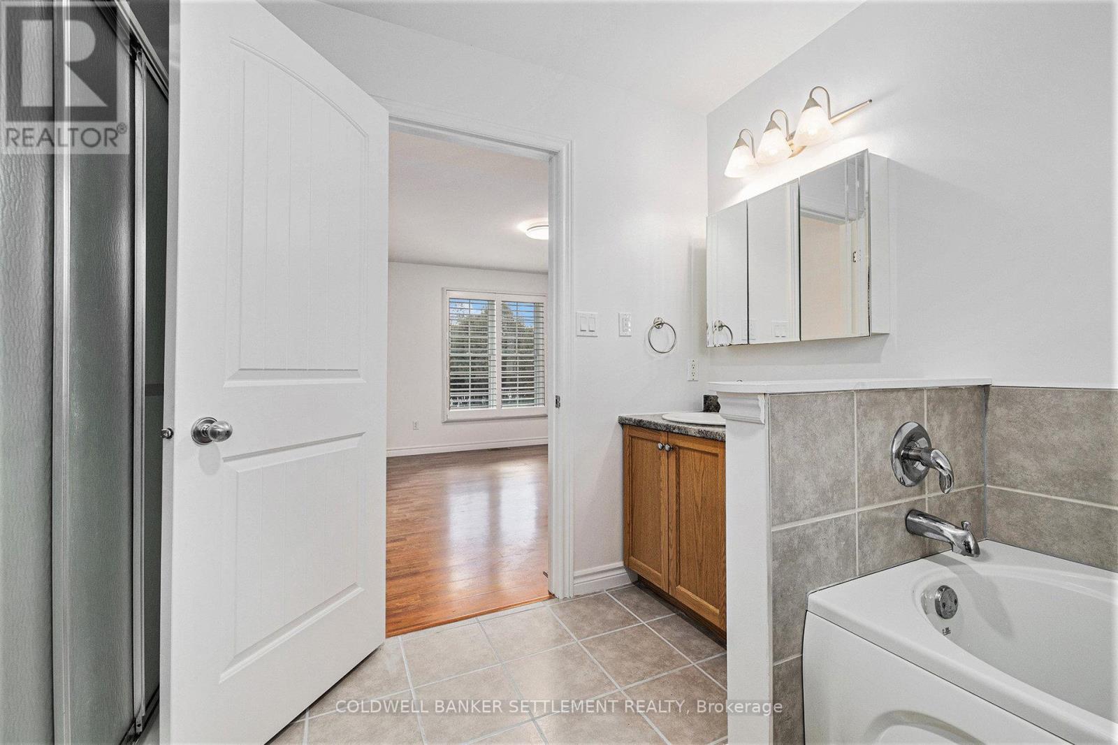 118 Bay Street, Drummond/north Elmsley, Ontario K7C 4K9 - Photo 18 - X12520120