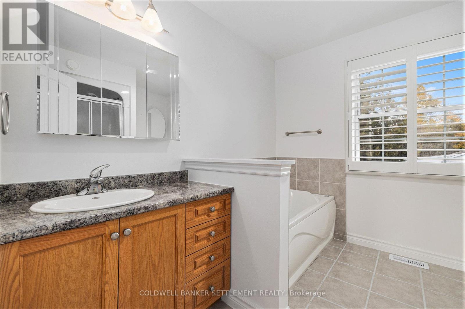 118 Bay Street, Drummond/north Elmsley, Ontario K7C 4K9 - Photo 19 - X12520120