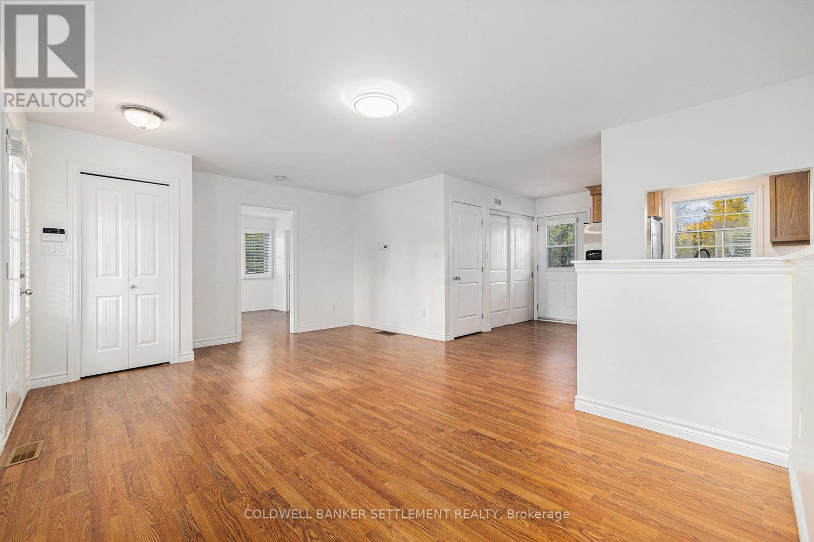 118 Bay Street, Drummond/north Elmsley, Ontario K7C 4K9 - Photo 6 - X12520120