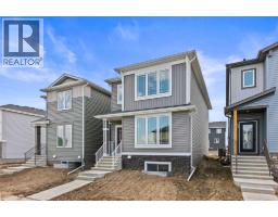 65 Amblefield Heights NW Moraine