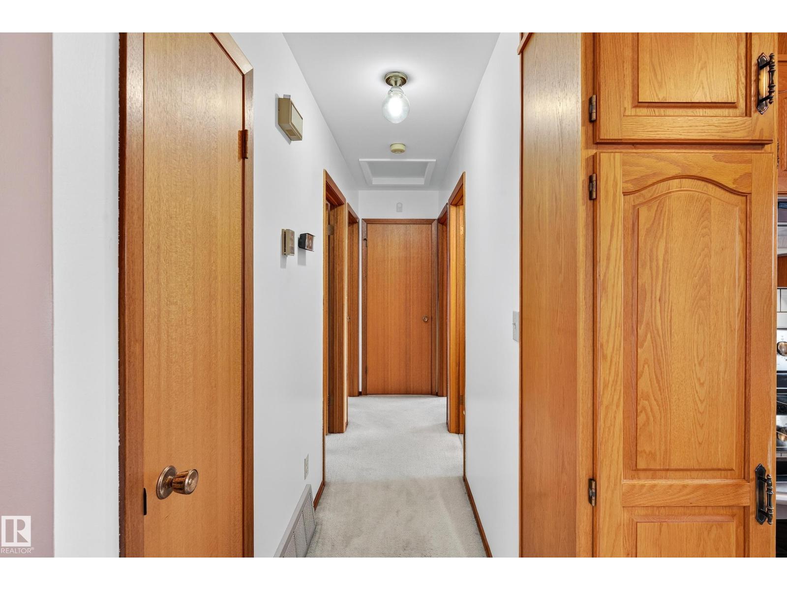 9616 154 St Nw, Edmonton, Alberta  T5P 2G1 - Photo 16 - E4464990