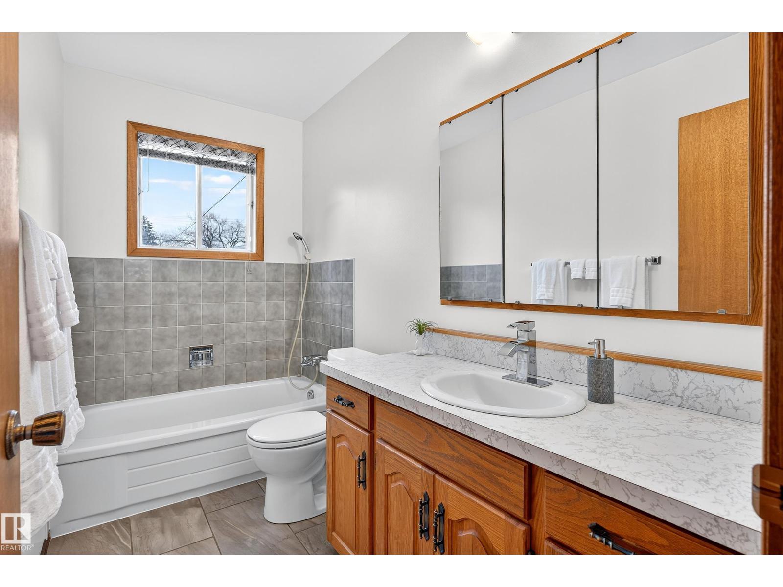 9616 154 St Nw, Edmonton, Alberta  T5P 2G1 - Photo 21 - E4464990