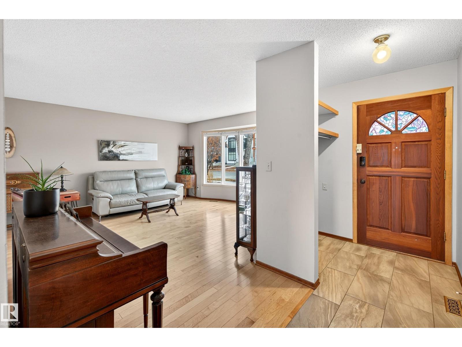 9616 154 St Nw, Edmonton, Alberta  T5P 2G1 - Photo 4 - E4464990