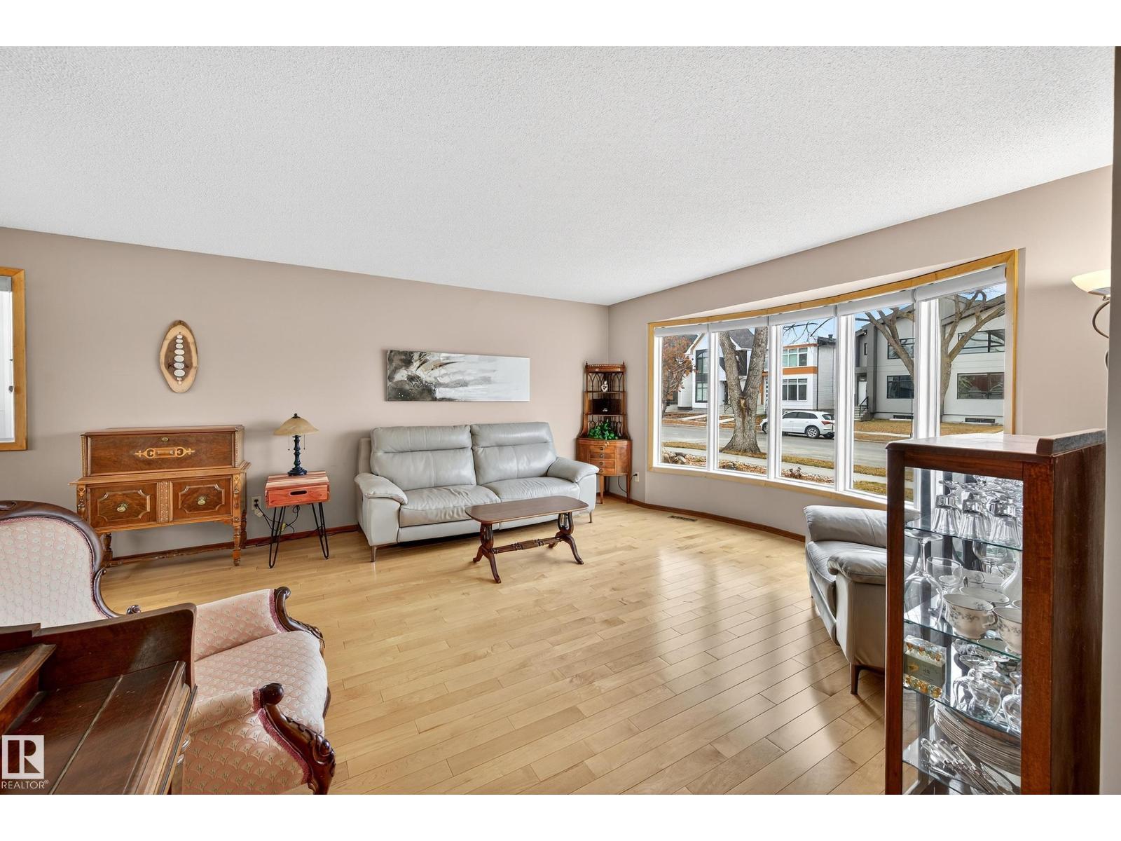 9616 154 St Nw, Edmonton, Alberta  T5P 2G1 - Photo 6 - E4464990