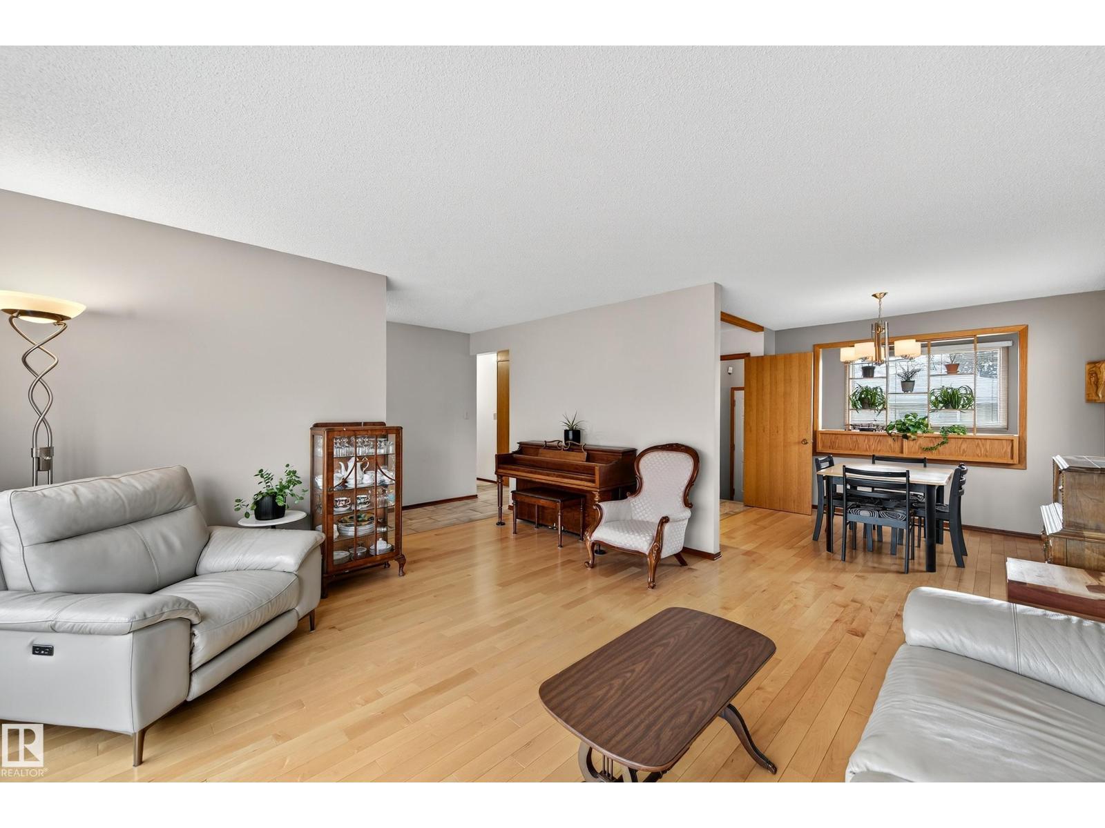 9616 154 St Nw, Edmonton, Alberta  T5P 2G1 - Photo 9 - E4464990