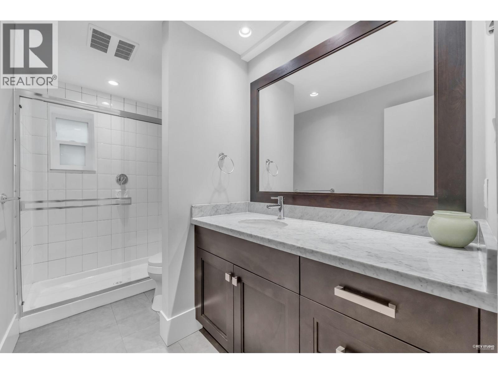 1251 Clyde Avenue, West Vancouver, British Columbia V7T 1E6 - Photo 34 - R3045252