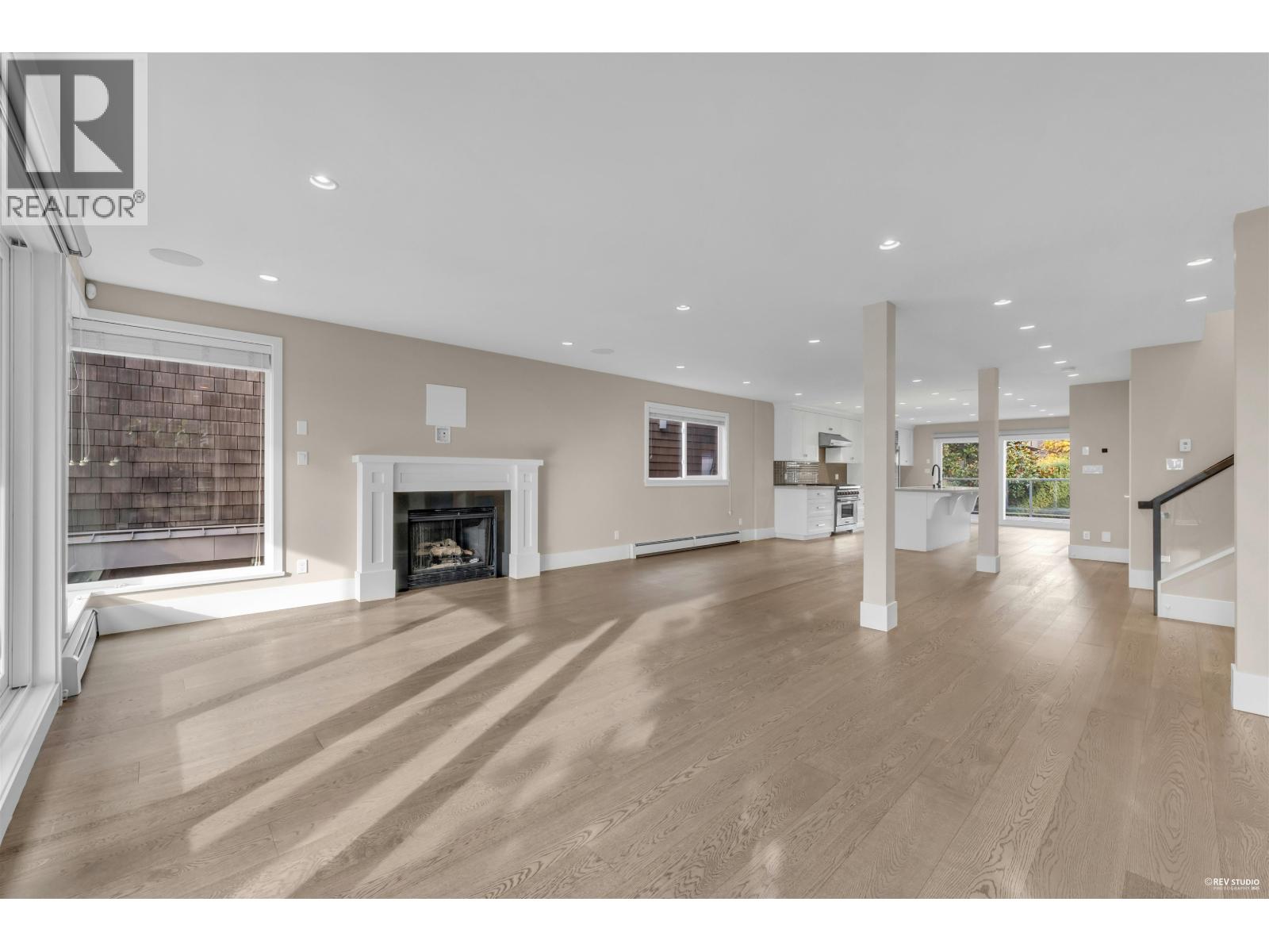 1251 Clyde Avenue, West Vancouver, British Columbia V7T 1E6 - Photo 7 - R3045252