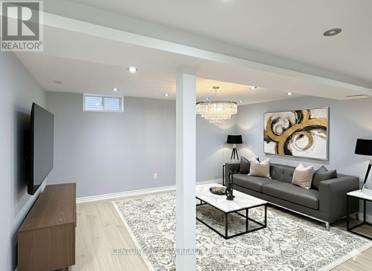 52 Luzon Avenue, Markham, Ontario  L6B 1N6 - Photo 11 - N12324329