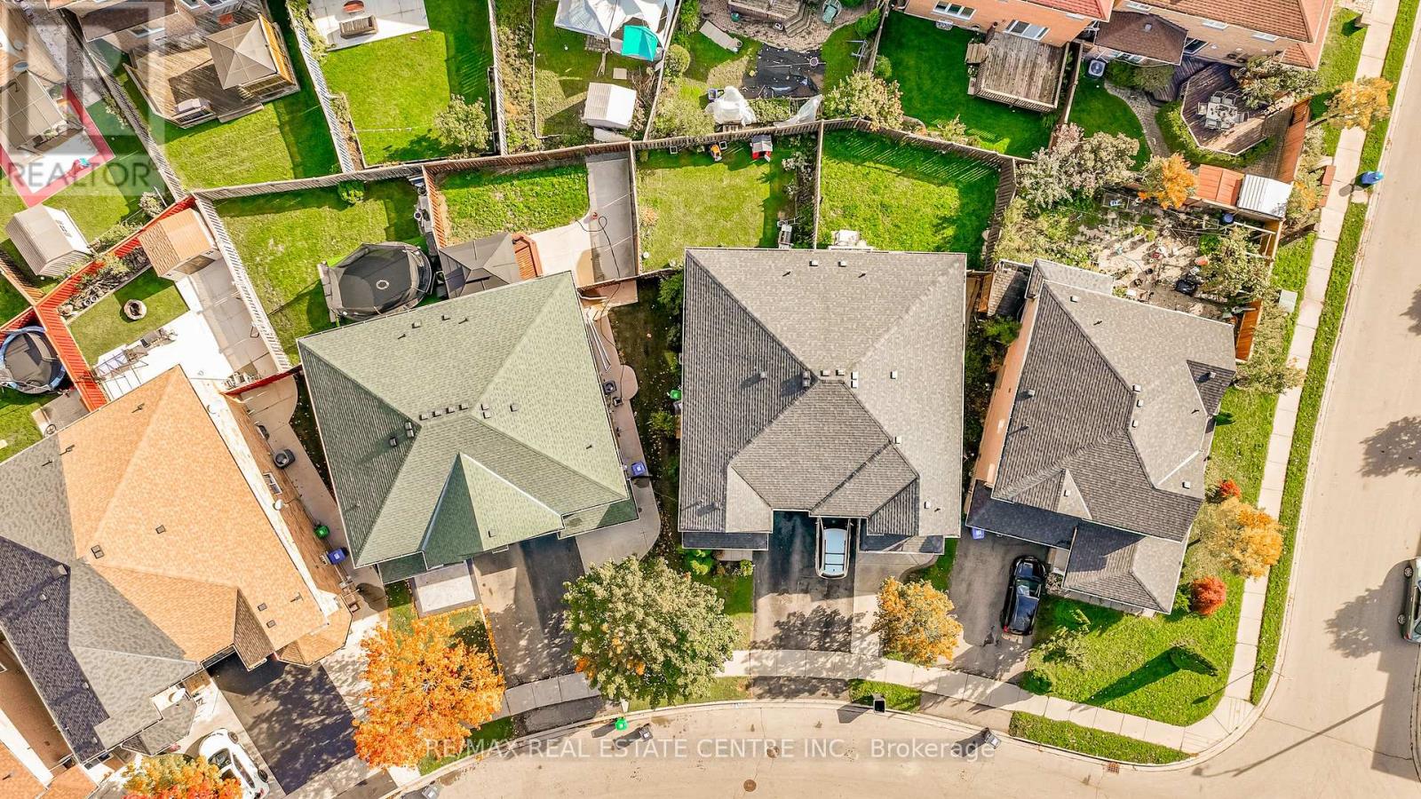 43 Trumpet Valley Boulevard, Brampton, Ontario  L7A 2Z8 - Photo 31 - W12481014