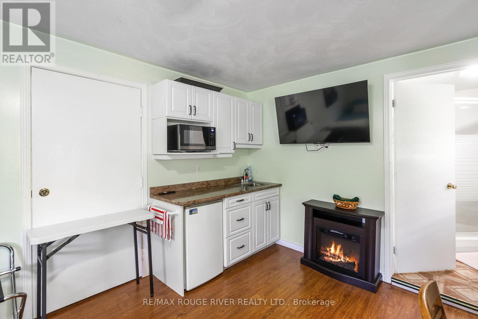 810 Canal Road, Douro-Dummer, Ontario K9L 1A1 - Photo 36 - X12335904