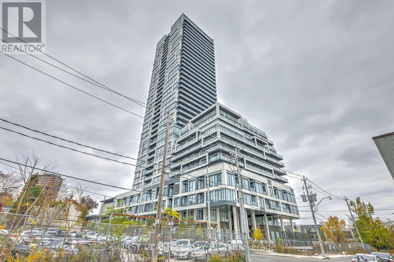 717 - 5 DEFRIES STREET, Toronto, Ontario