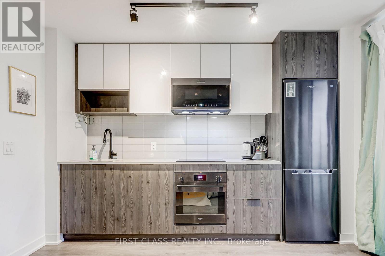 717 - 5 Defries Street, Toronto, Ontario M5A 3R4 - Photo 8 - C12520136