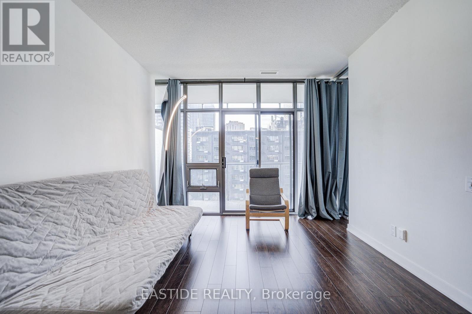 807 - 33 Charles Street E, Toronto, Ontario  M4Y 0A2 - Photo 22 - C12520150