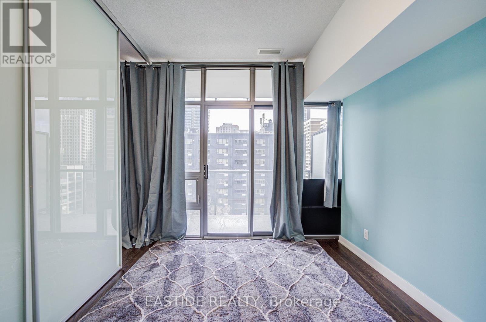 807 - 33 Charles Street E, Toronto, Ontario  M4Y 0A2 - Photo 27 - C12520150