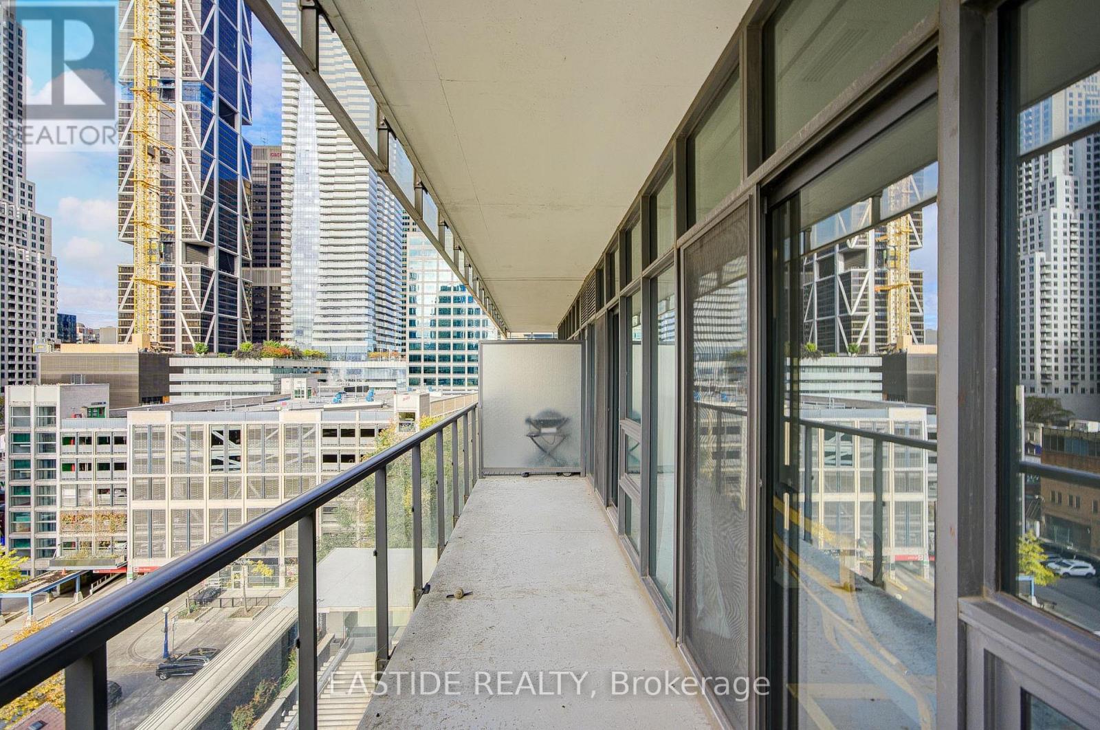 807 - 33 Charles Street E, Toronto, Ontario  M4Y 0A2 - Photo 35 - C12520150