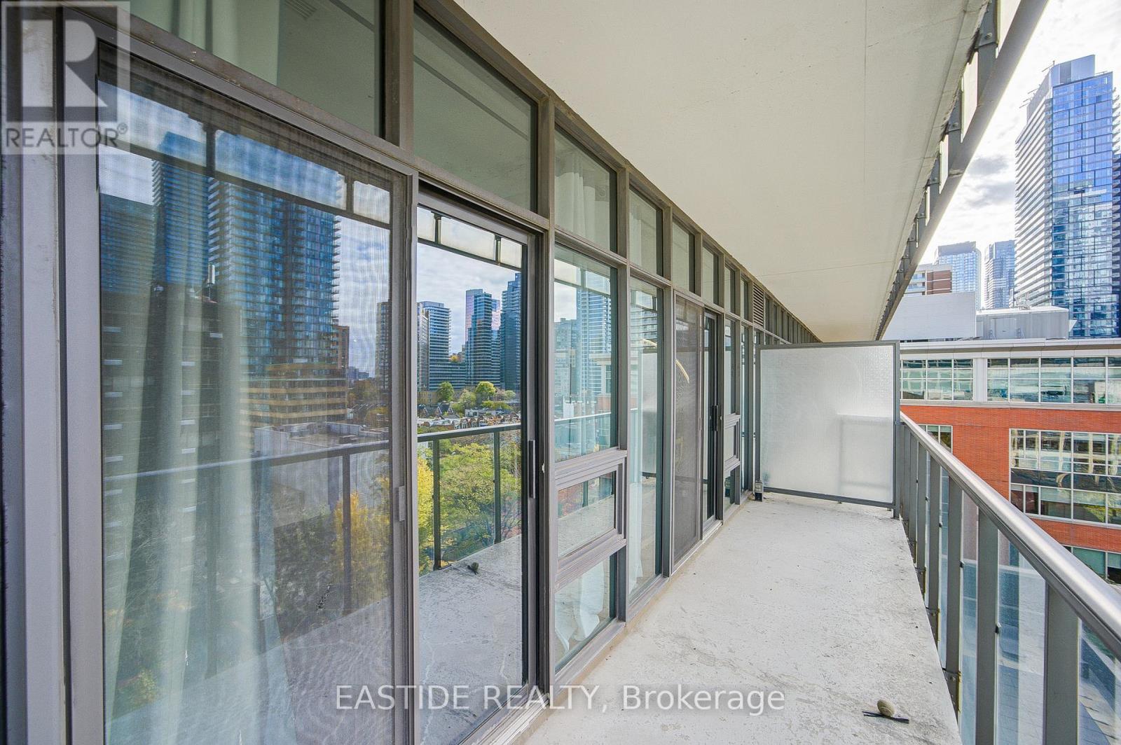 807 - 33 Charles Street E, Toronto, Ontario  M4Y 0A2 - Photo 37 - C12520150