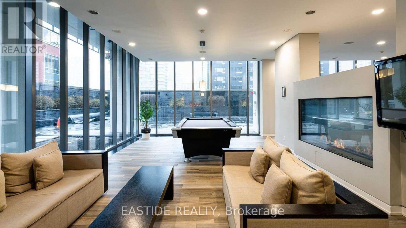 807 - 33 Charles Street E, Toronto, Ontario  M4Y 0A2 - Photo 44 - C12520150