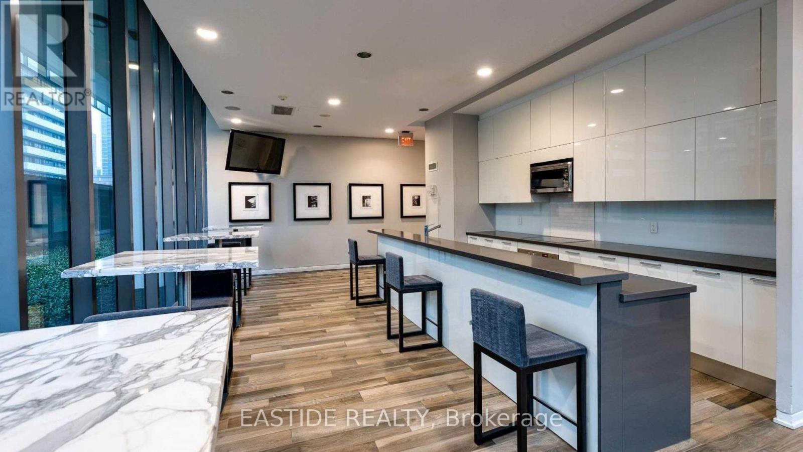 807 - 33 Charles Street E, Toronto, Ontario  M4Y 0A2 - Photo 47 - C12520150