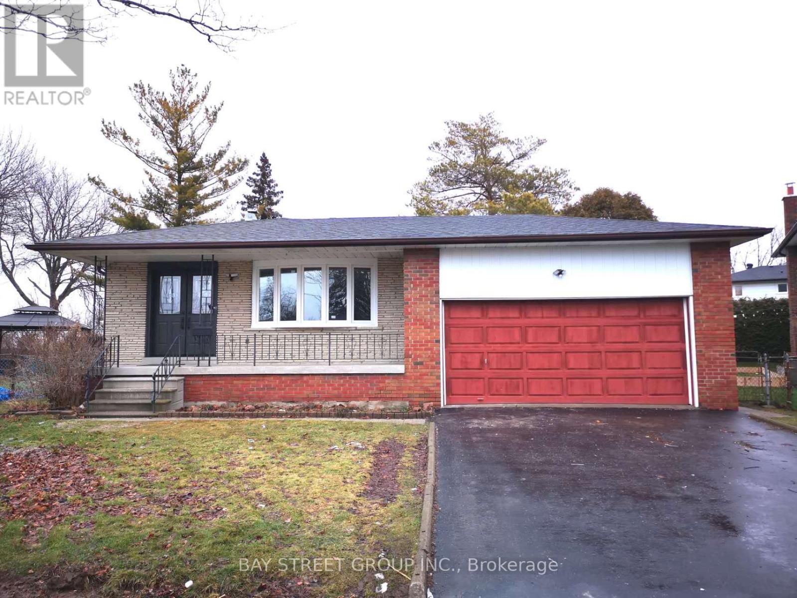 MAIN - 58 ERINLEA CRESCENT, Toronto, Ontario