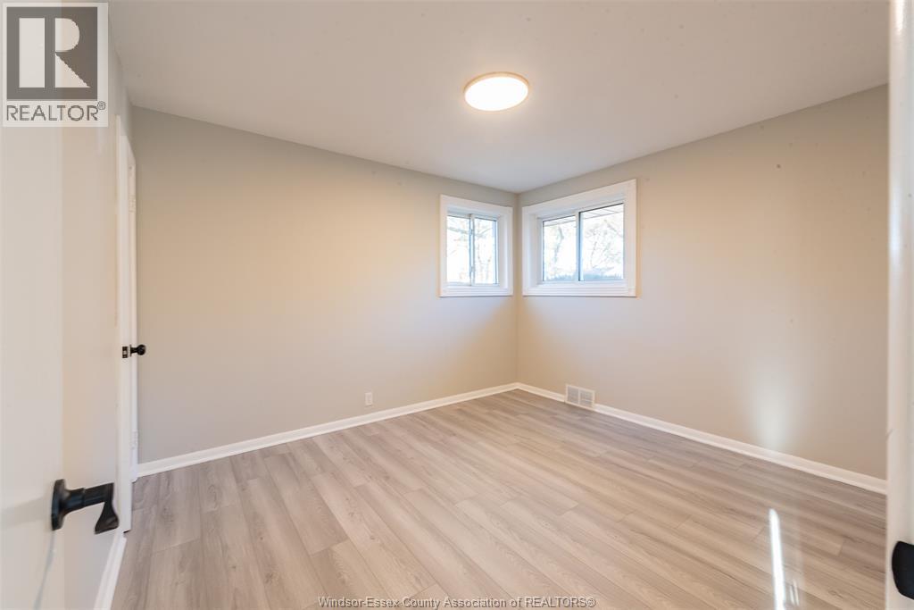 3725 Mckay Avenue, Windsor, Ontario N9E 2S3 - Photo 14 - 25027744
