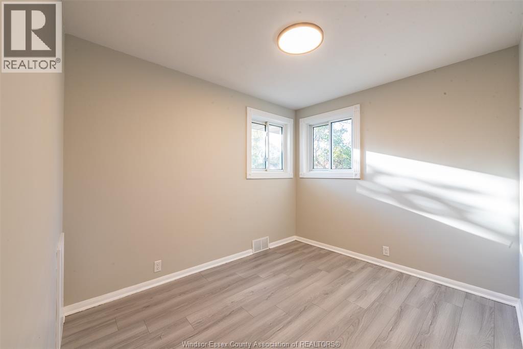 3725 Mckay Avenue, Windsor, Ontario N9E 2S3 - Photo 16 - 25027744