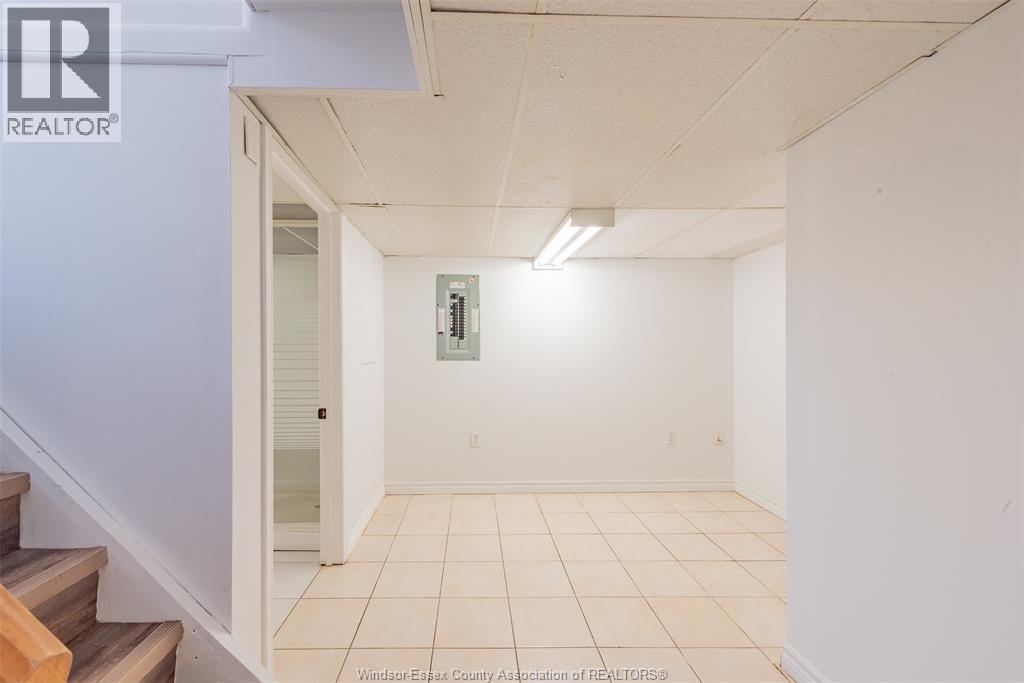 3725 Mckay Avenue, Windsor, Ontario N9E 2S3 - Photo 19 - 25027744
