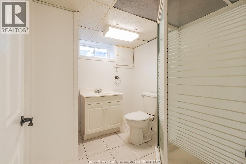 3725 Mckay Avenue, Windsor, Ontario N9E 2S3 - Photo 29 - 25027744