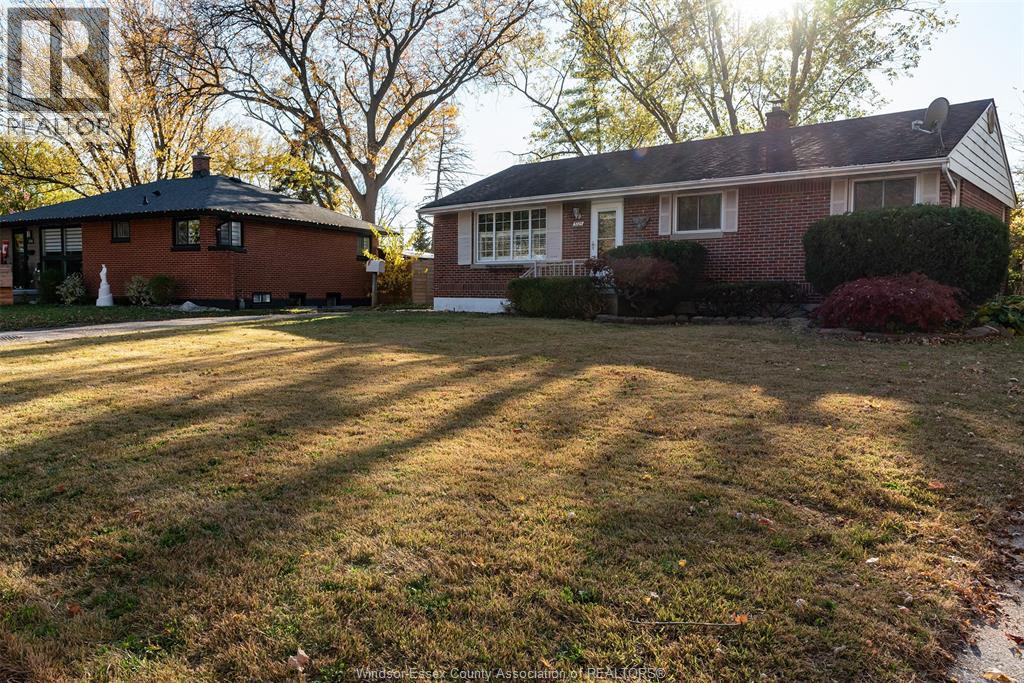 3725 Mckay Avenue, Windsor, Ontario N9E 2S3 - Photo 3 - 25027744