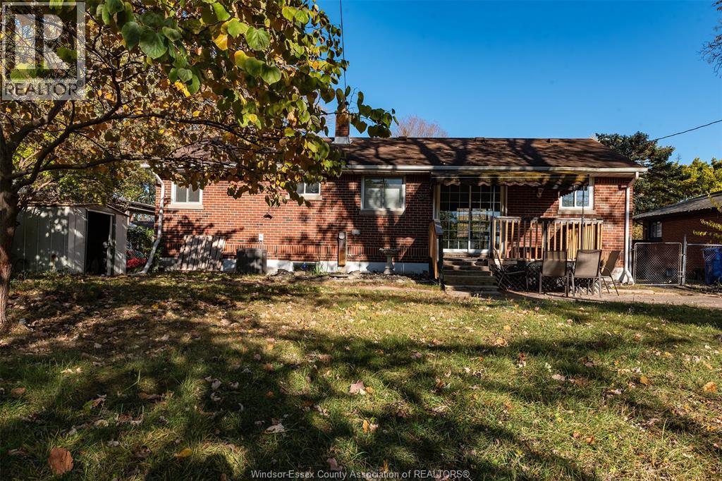 3725 Mckay Avenue, Windsor, Ontario N9E 2S3 - Photo 32 - 25027744
