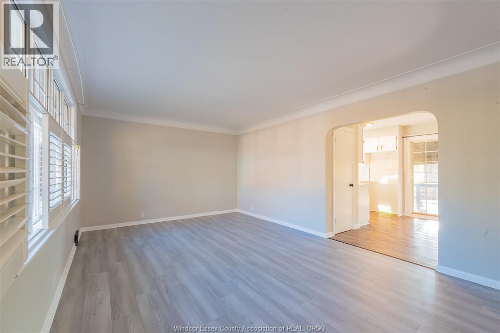 3725 Mckay Avenue, Windsor, Ontario N9E 2S3 - Photo 4 - 25027744