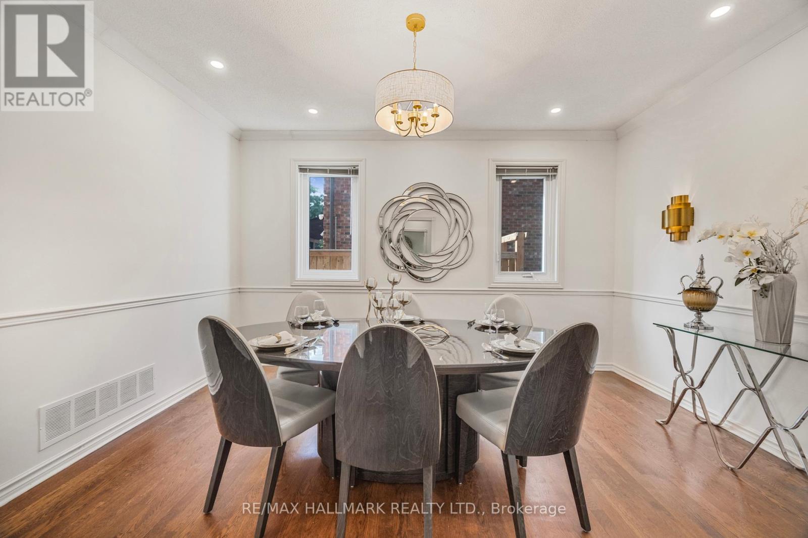 59 Oatlands Crescent, Richmond Hill, Ontario  L4C 9P2 - Photo 8 - N12520118