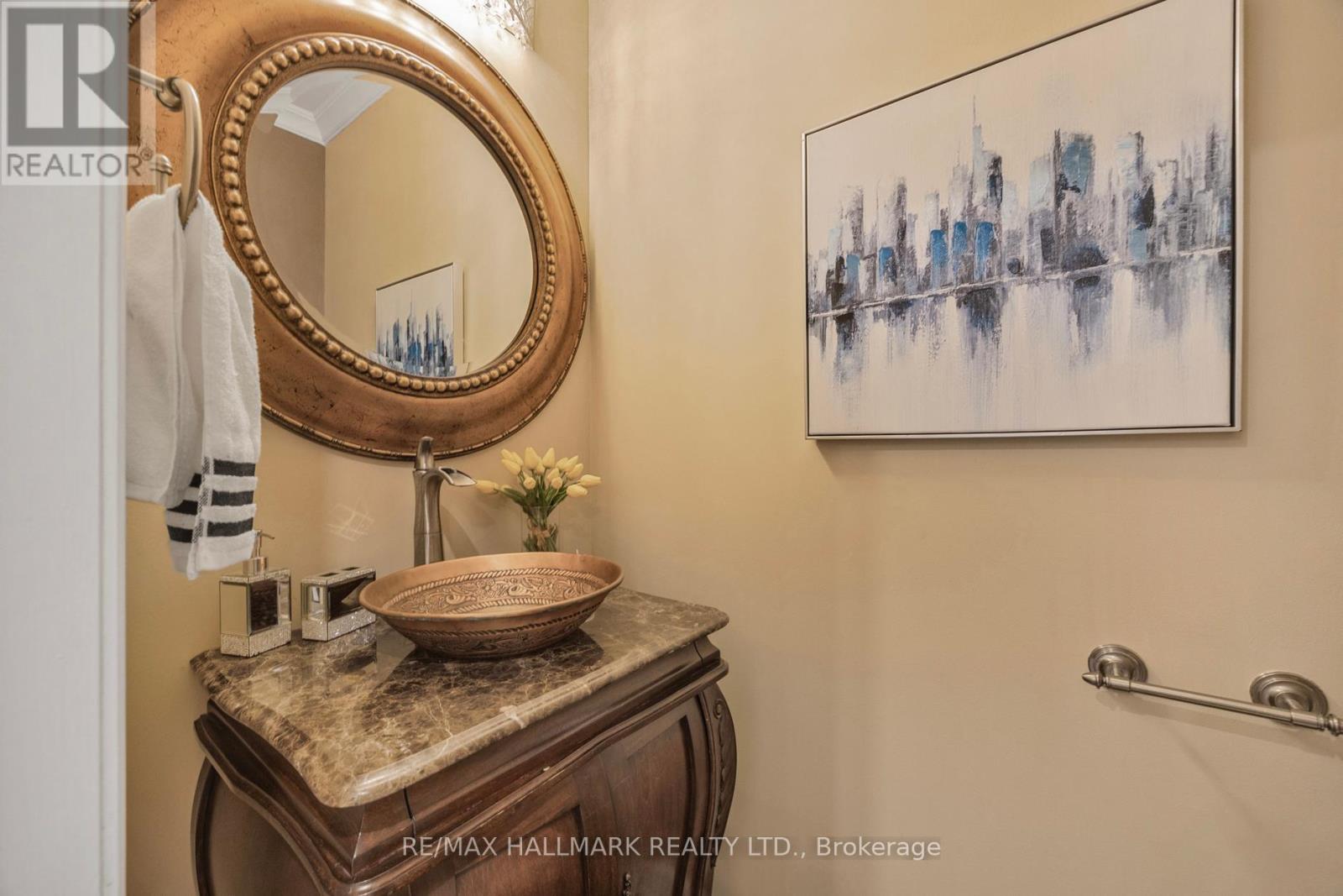 59 Oatlands Crescent, Richmond Hill, Ontario  L4C 9P2 - Photo 9 - N12520118