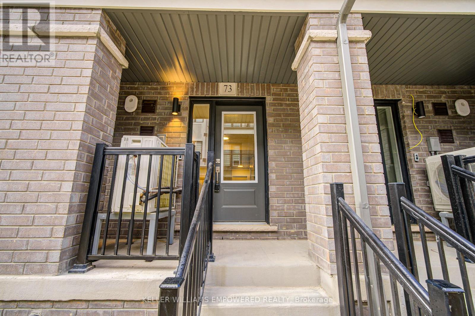 73 Matawin Lane, Richmond Hill, Ontario  L4B 0H7 - Photo 2 - N12520122