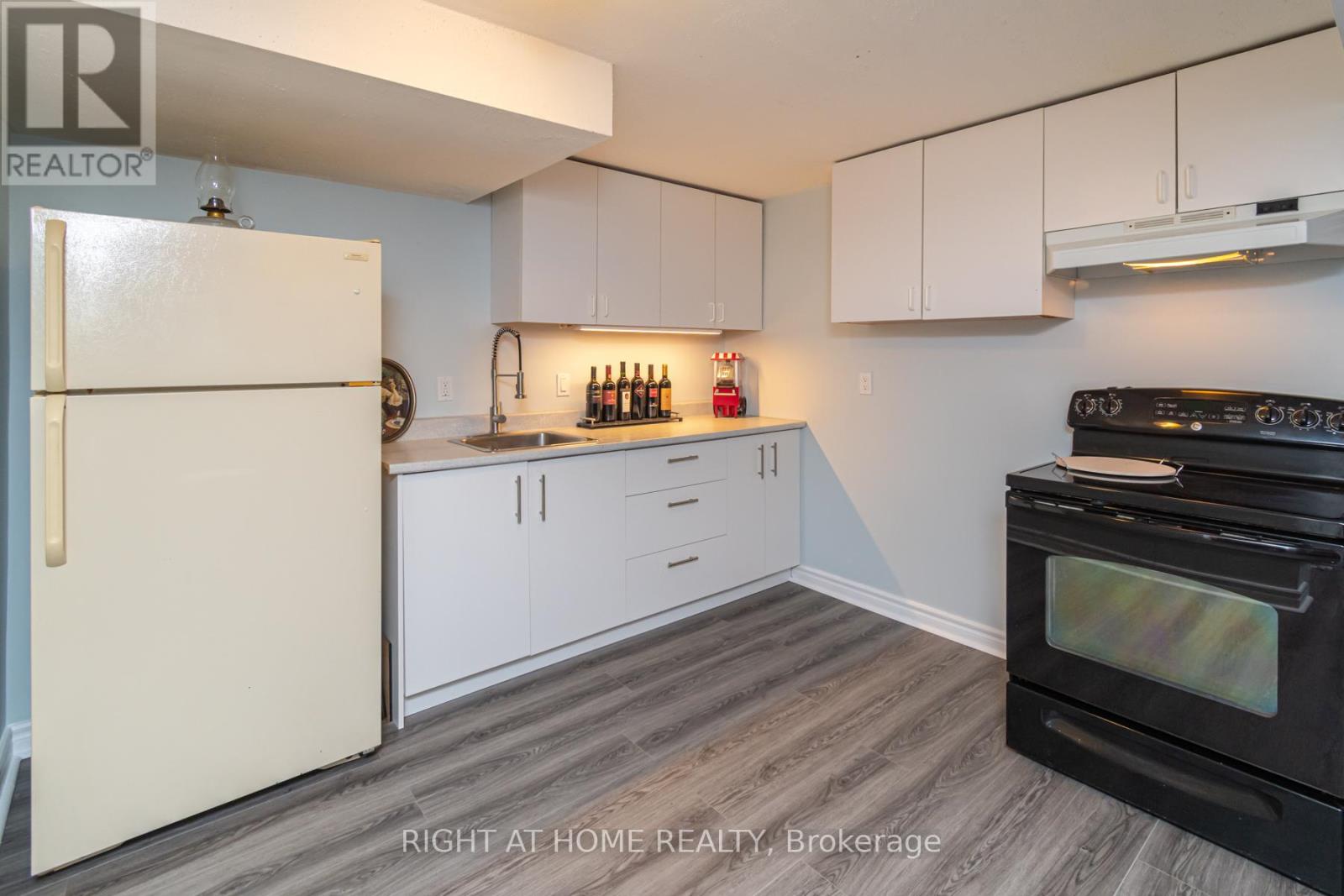 43 Squire Drive, Richmond Hill, Ontario  L4S 1C6 - Photo 13 - N12520144