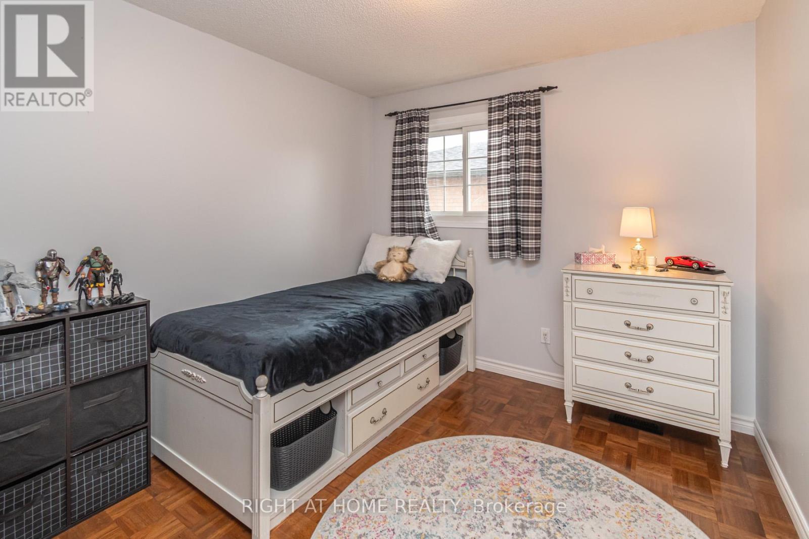 43 Squire Drive, Richmond Hill, Ontario  L4S 1C6 - Photo 9 - N12520144