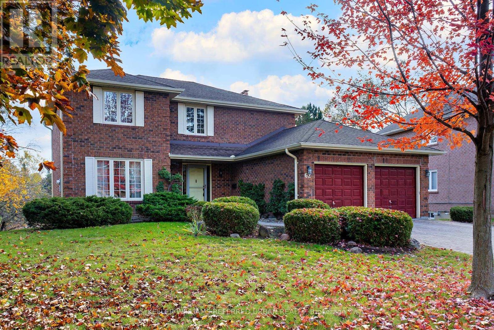 62 DEVLIN PLACE, Aurora, Ontario