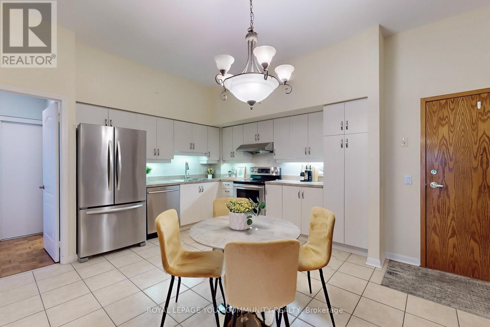 114 - 2502 Rutherford Road, Vaughan, Ontario L4K 5N6 - Photo 8 - N12520158