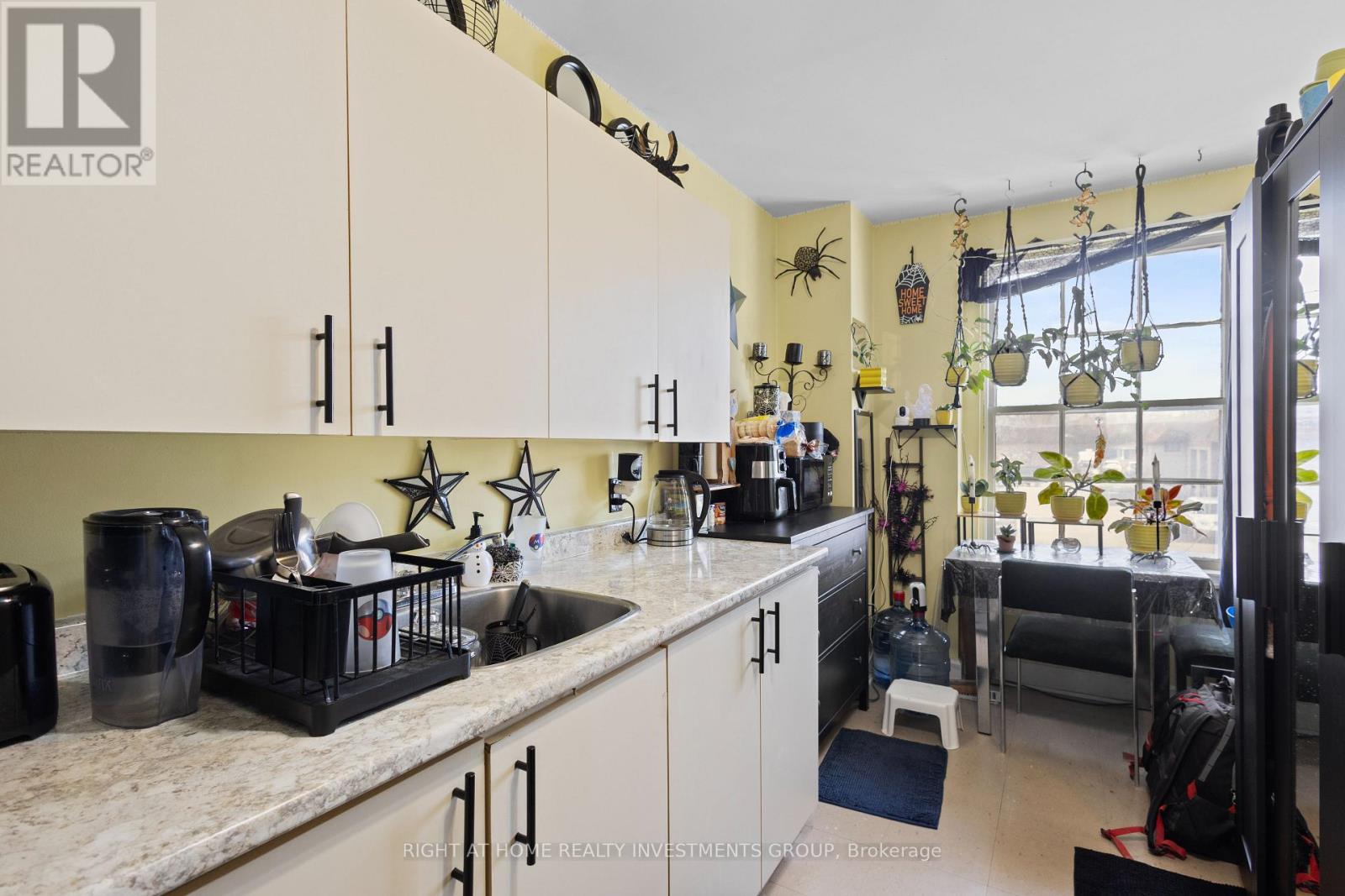 6745 Main Street, Whitchurch-Stouffville, Ontario  L4A 6B5 - Photo 18 - N12520170