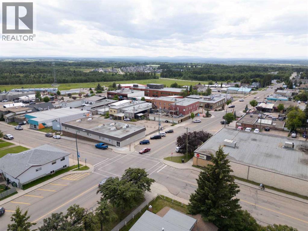 1-19 (No 3 Or 13), 4940 49 Street, Rocky Mountain House, Alberta  T4T 1B6 - Photo 3 - A2234841