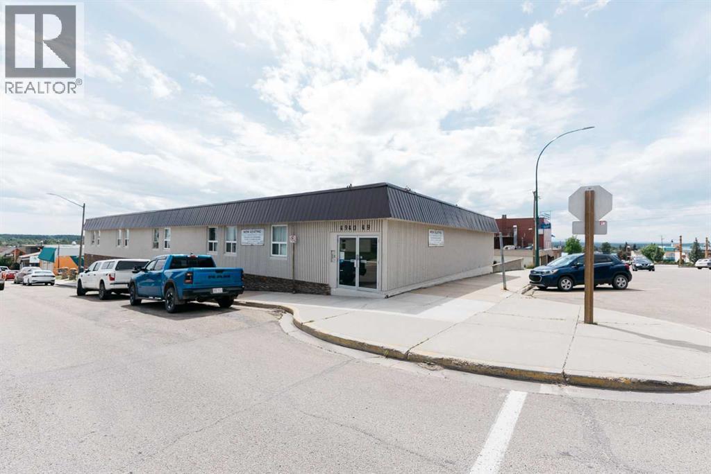 1-19 (No 3 Or 13), 4940 49 Street, Rocky Mountain House, Alberta  T4T 1B6 - Photo 46 - A2234841