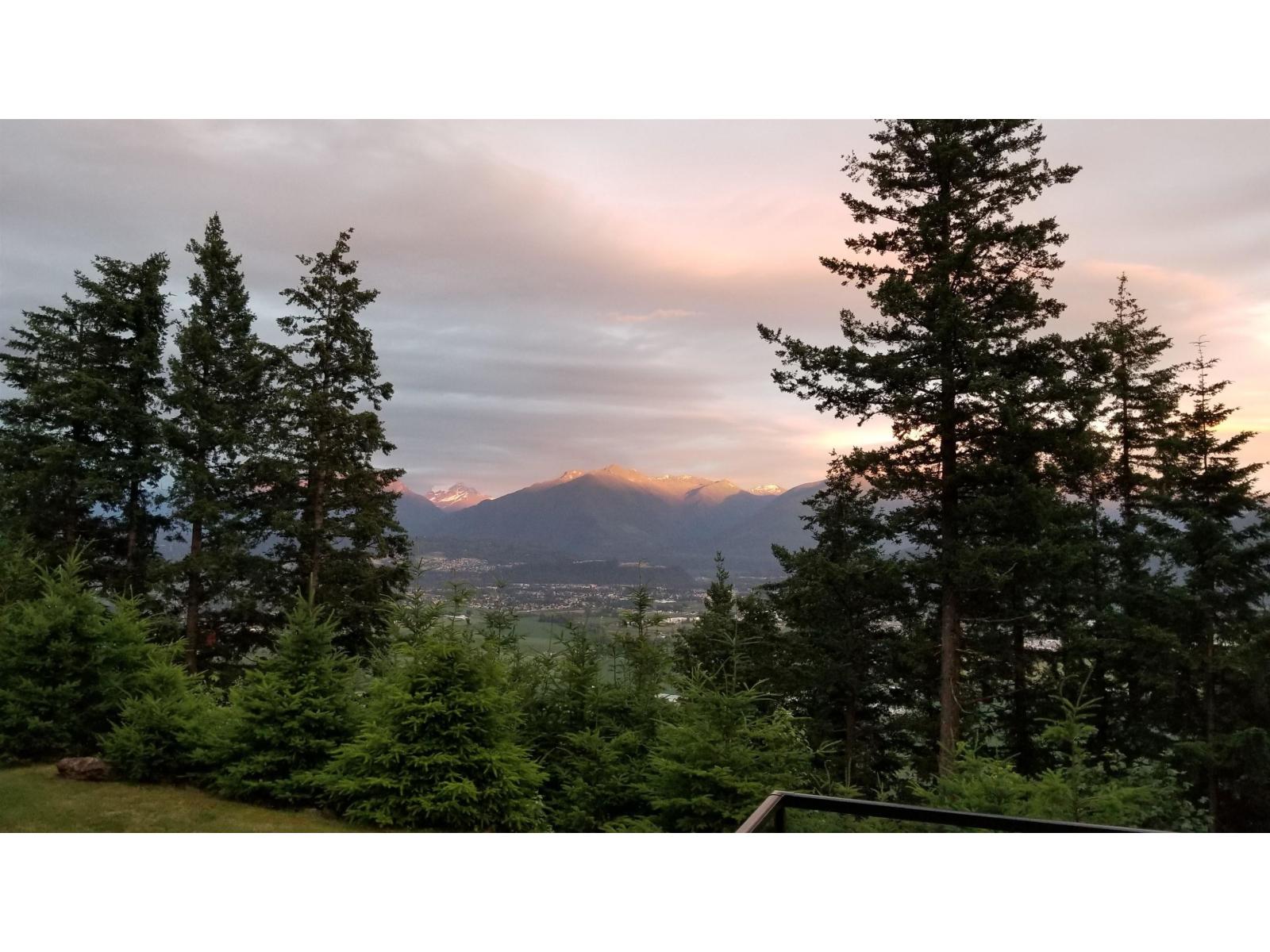 43350 Hillkeep Place, Chilliwack Mountain, Chilliwack, British Columbia  V2R 4A4 - Photo 39 - R3064997