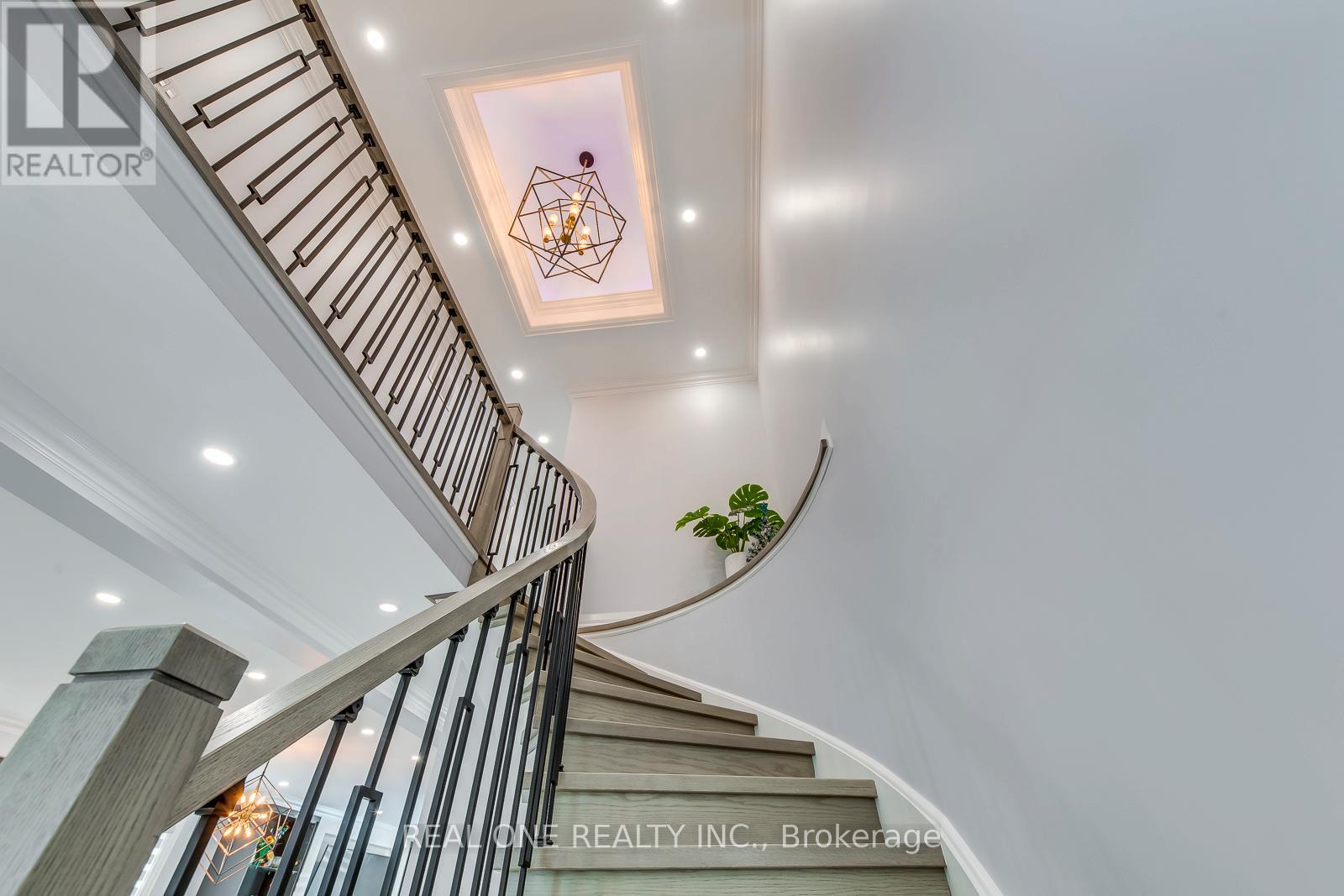 6150 Duford Drive, Mississauga, Ontario  L5V 1A6 - Photo 20 - W12520124