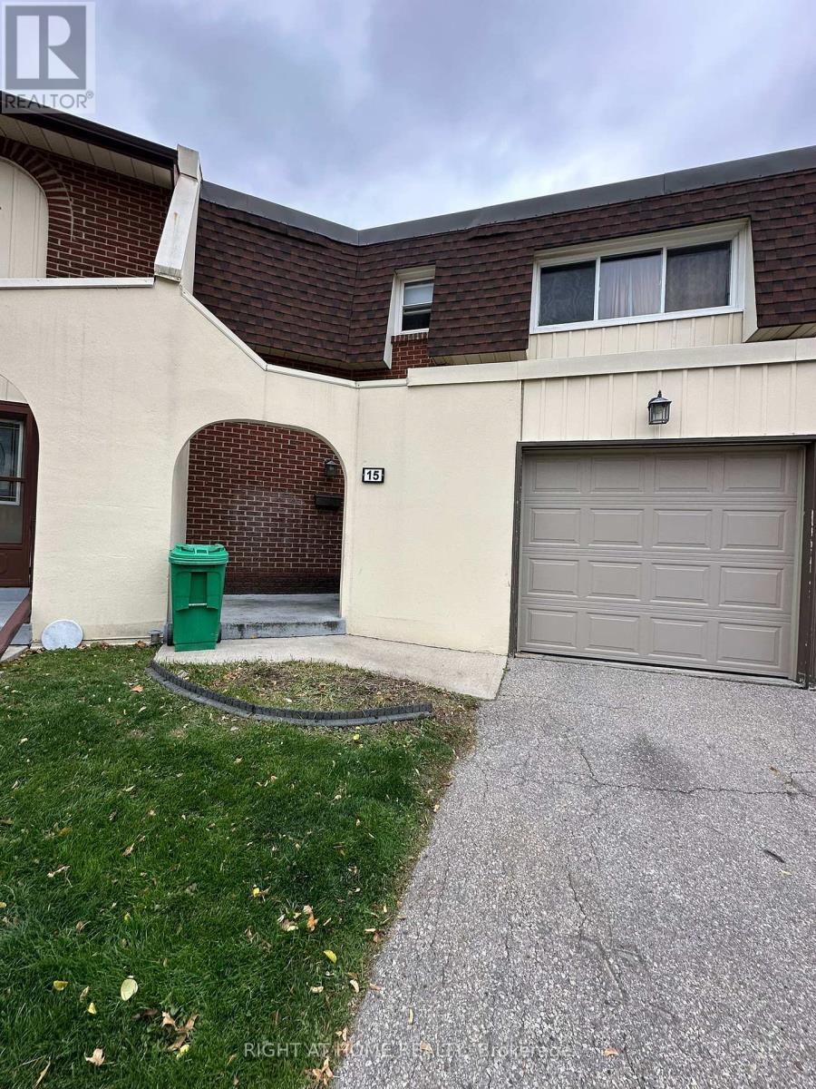 15 - 41 Mississauga Valley Boulevard, Mississauga, Ontario  L5A 3N5 - Photo 3 - W12520160