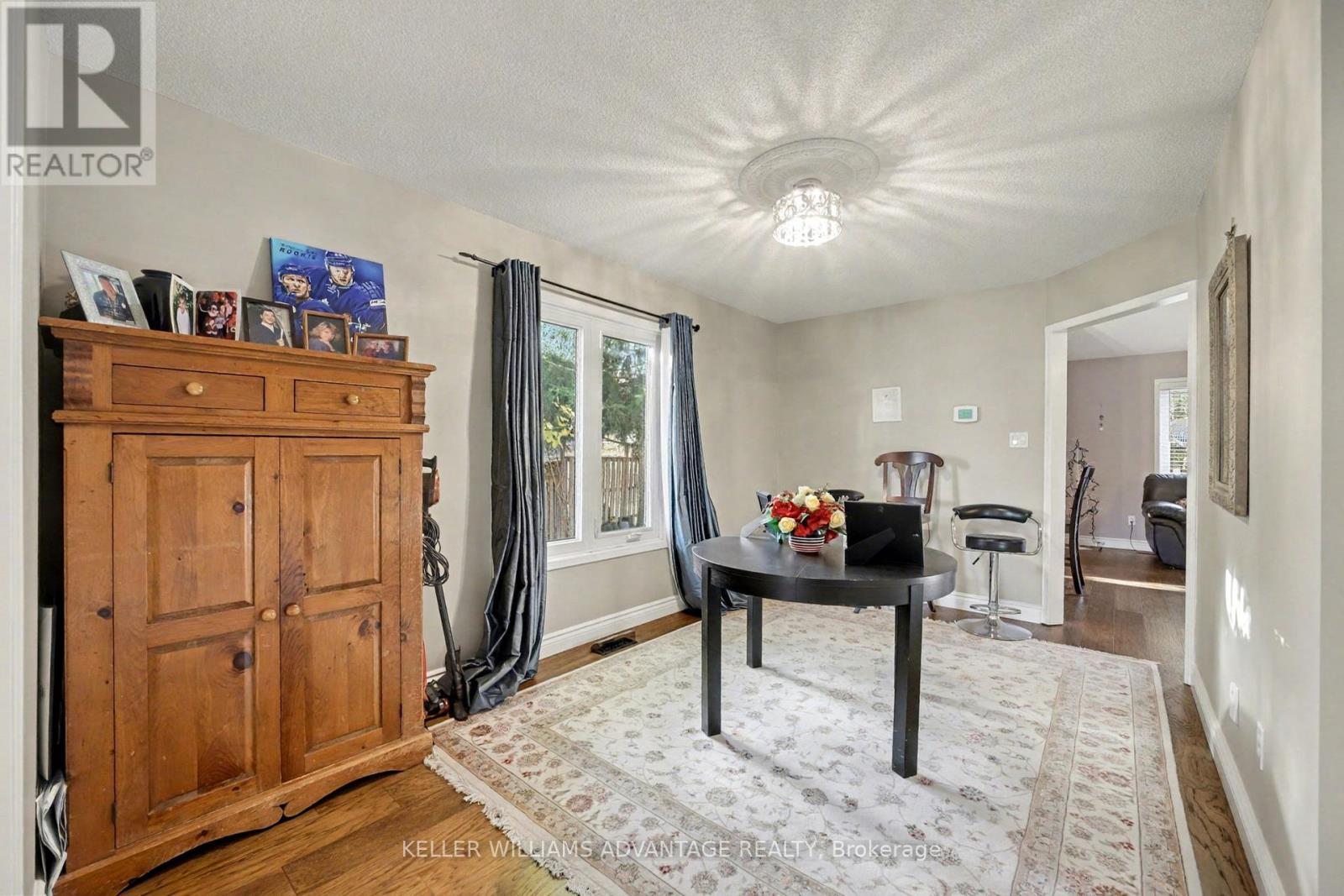 17 James Young Drive, Halton Hills, Ontario  L7G 5S6 - Photo 14 - W12520164