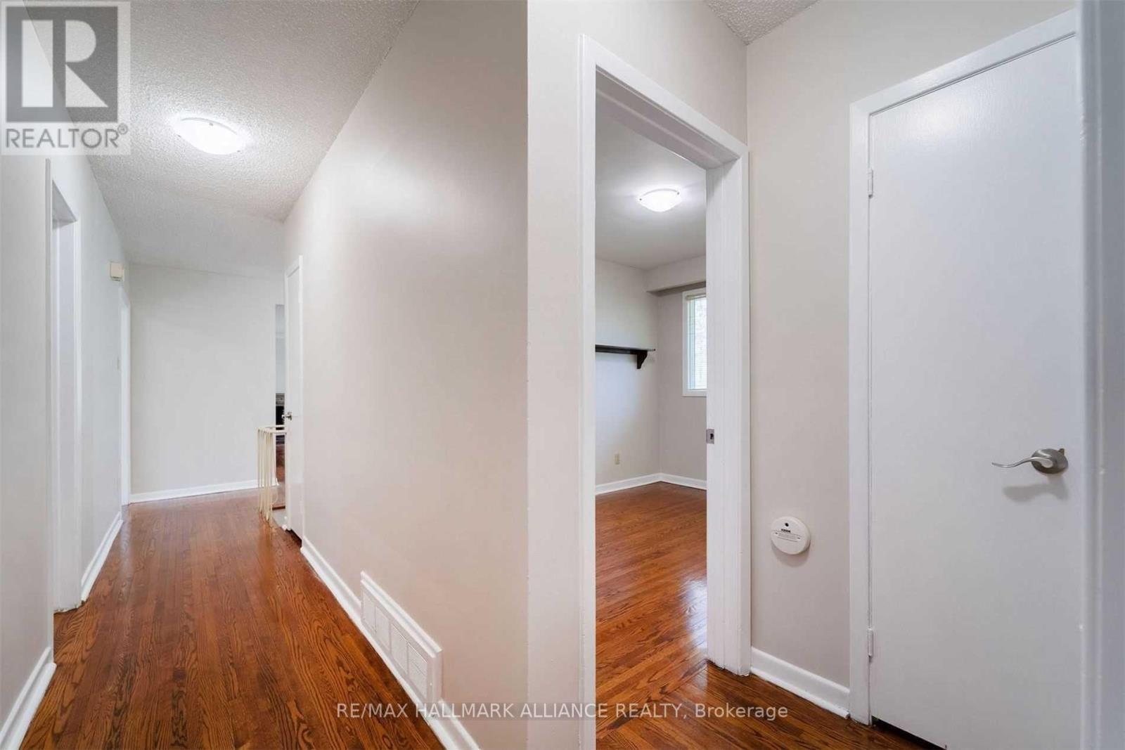 1346 Mississauga Road, Mississauga, Ontario  L5H 2J4 - Photo 12 - W12520172