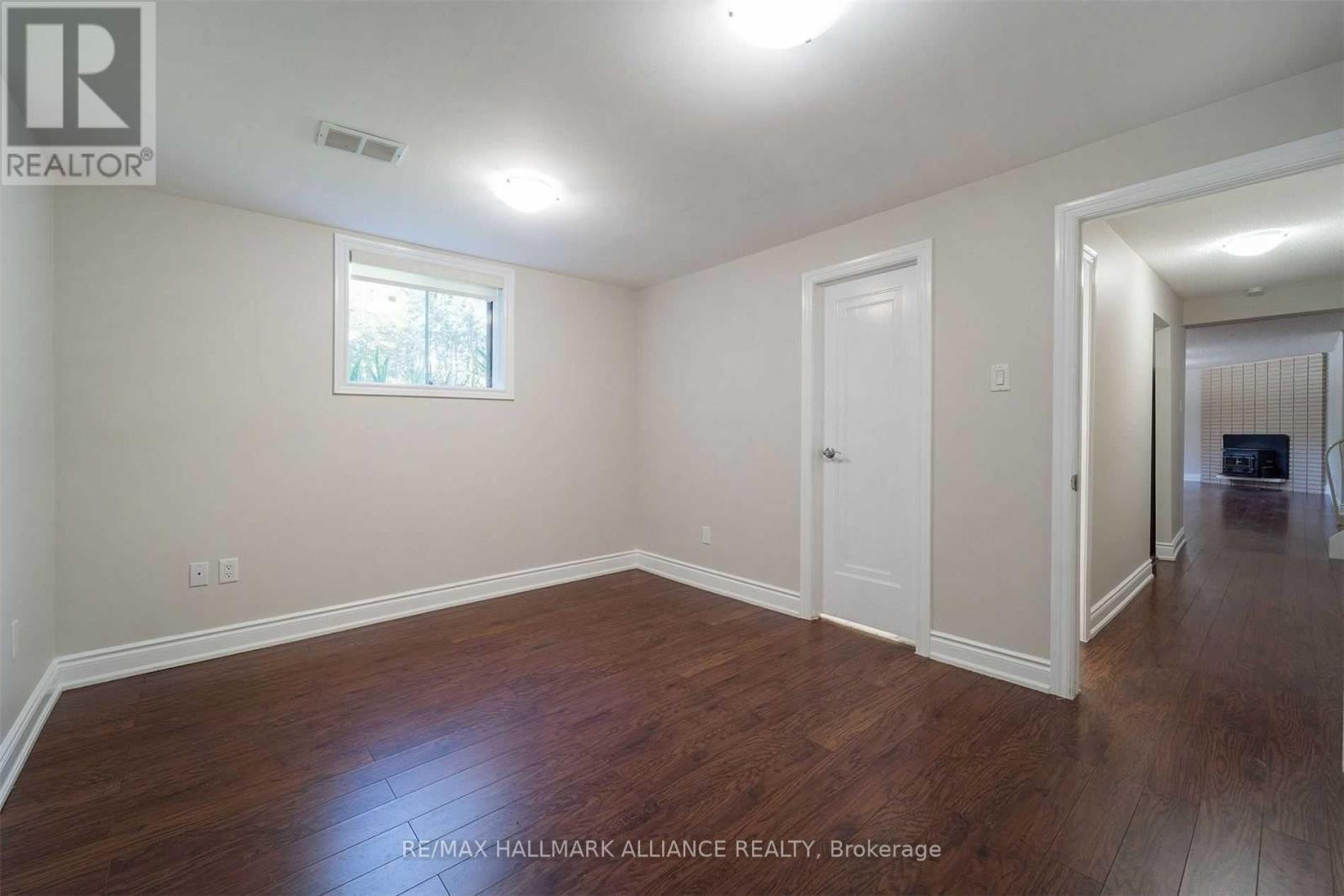 1346 Mississauga Road, Mississauga, Ontario  L5H 2J4 - Photo 22 - W12520172