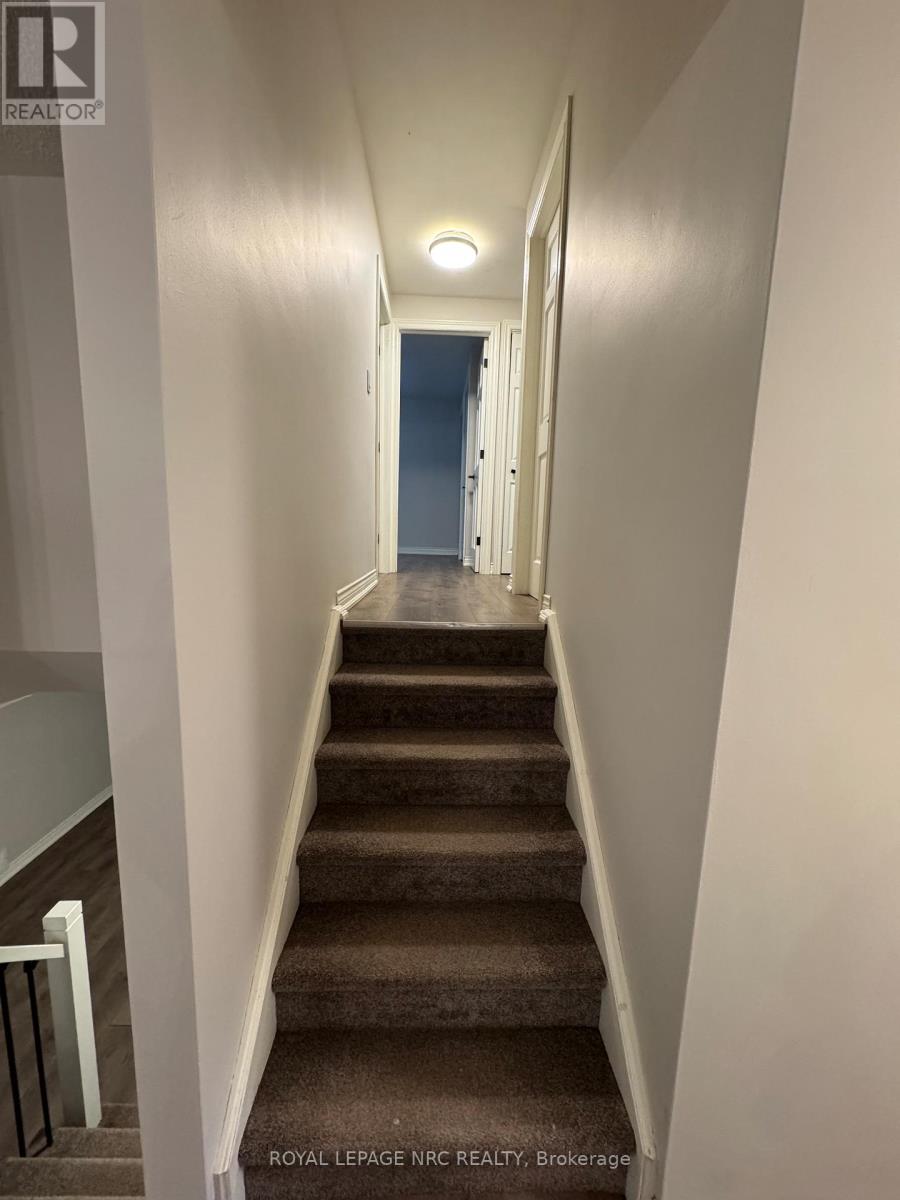 7 Blue Spruce Court, St. Catharines, Ontario L2N 4E6 - Photo 15 - X12519470