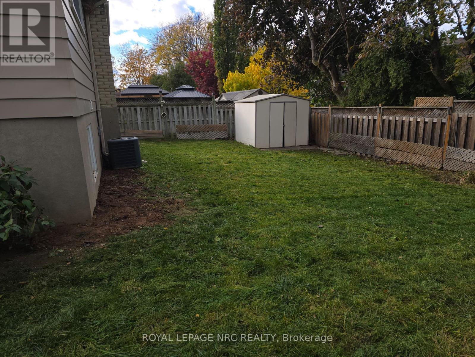 7 Blue Spruce Court, St. Catharines, Ontario L2N 4E6 - Photo 24 - X12519470