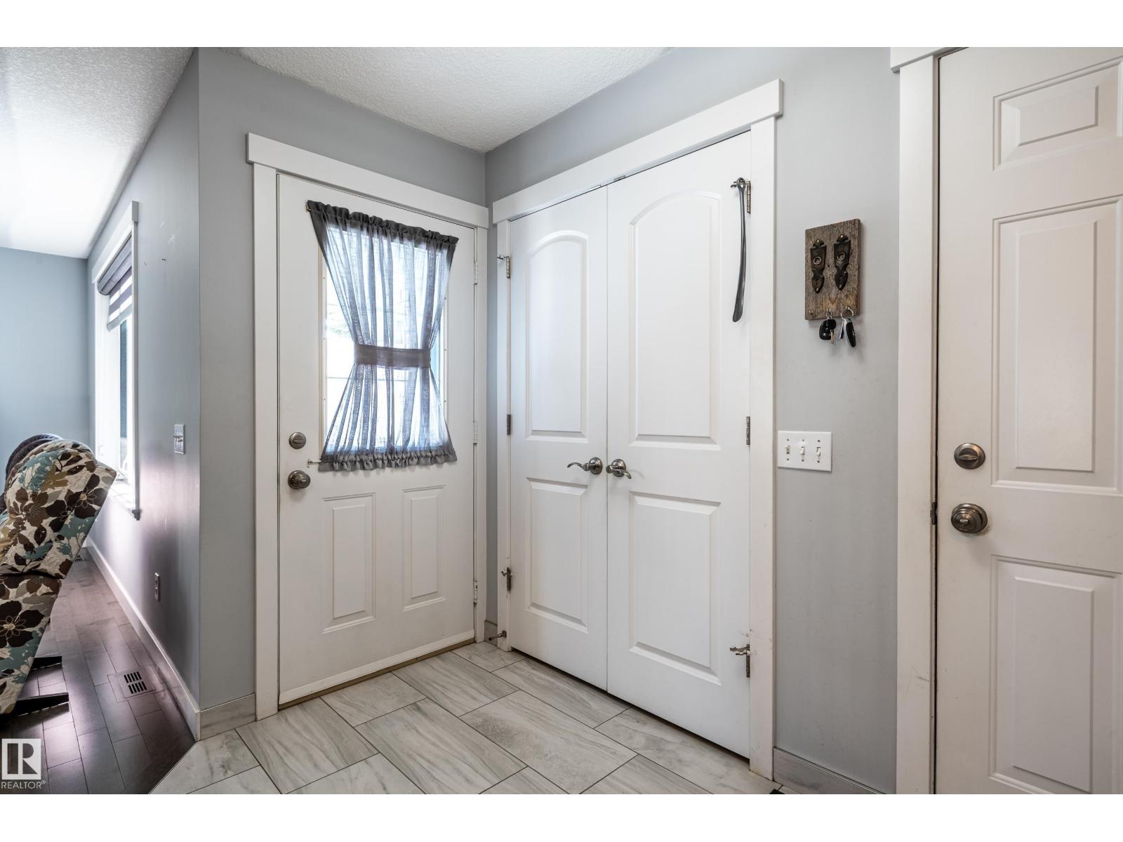 6230 159a Av Nw, Edmonton, Alberta T5Y 2R9 - Photo 11 - E4465032